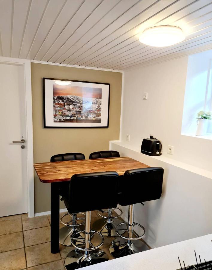 Grettir Guesthouse Рейкявик Екстериор снимка