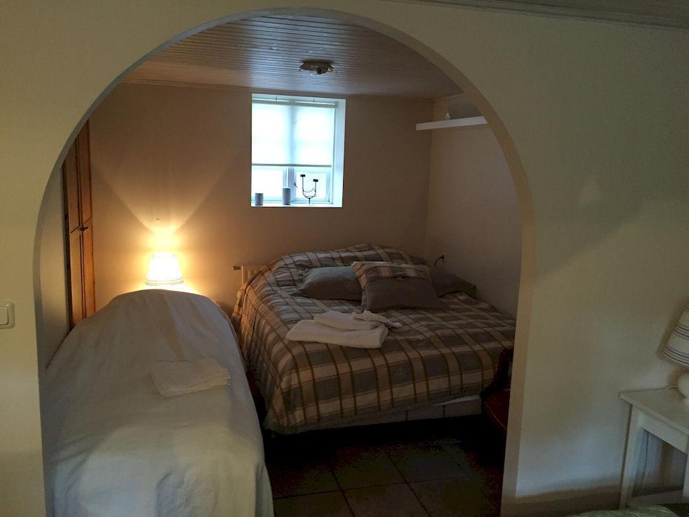 Grettir Guesthouse Рейкявик Екстериор снимка