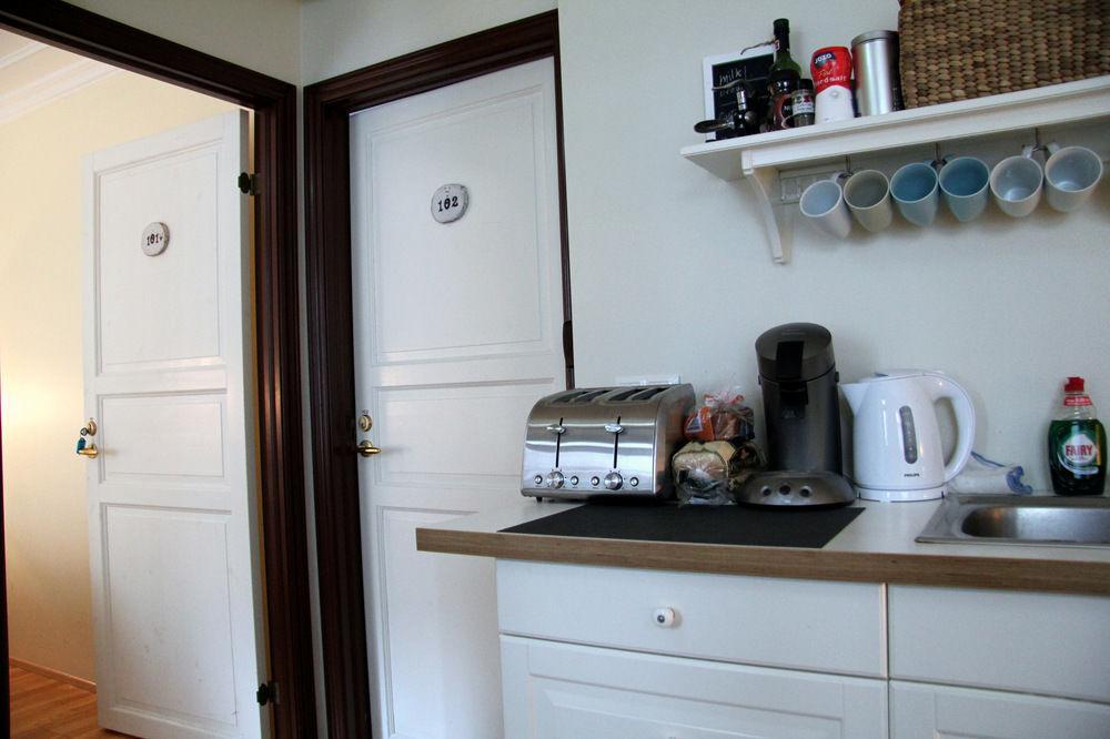 Grettir Guesthouse Рейкявик Екстериор снимка