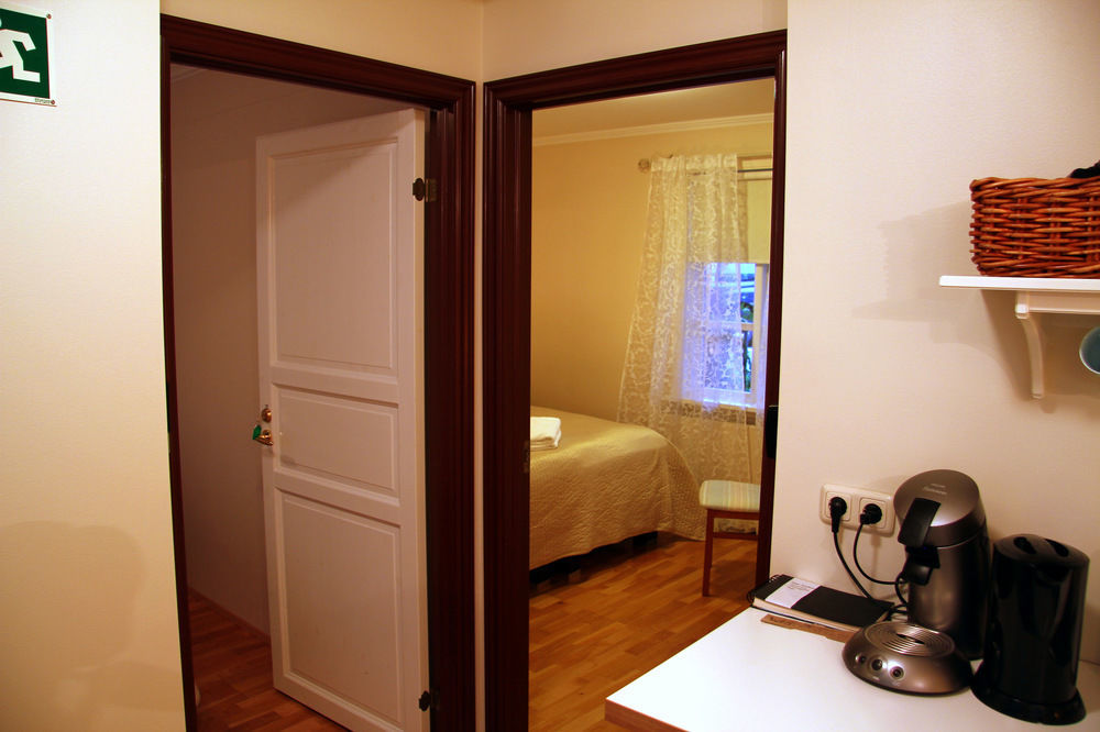 Grettir Guesthouse Рейкявик Екстериор снимка
