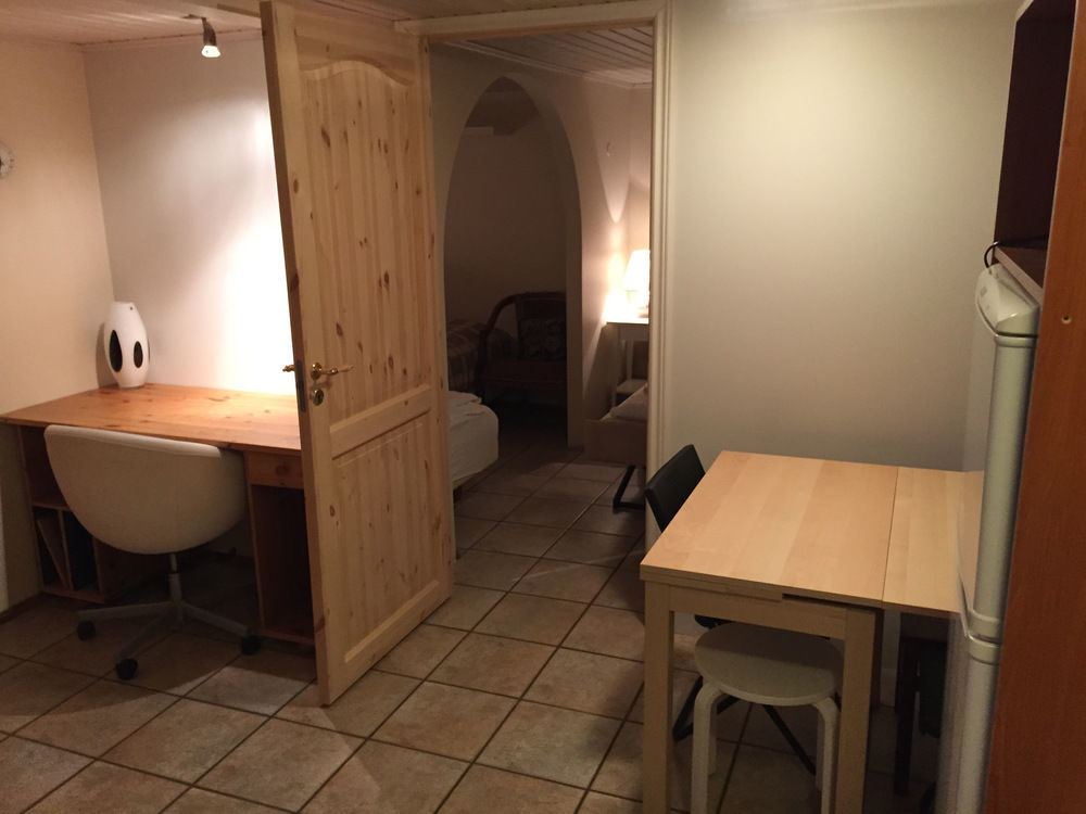 Grettir Guesthouse Рейкявик Екстериор снимка